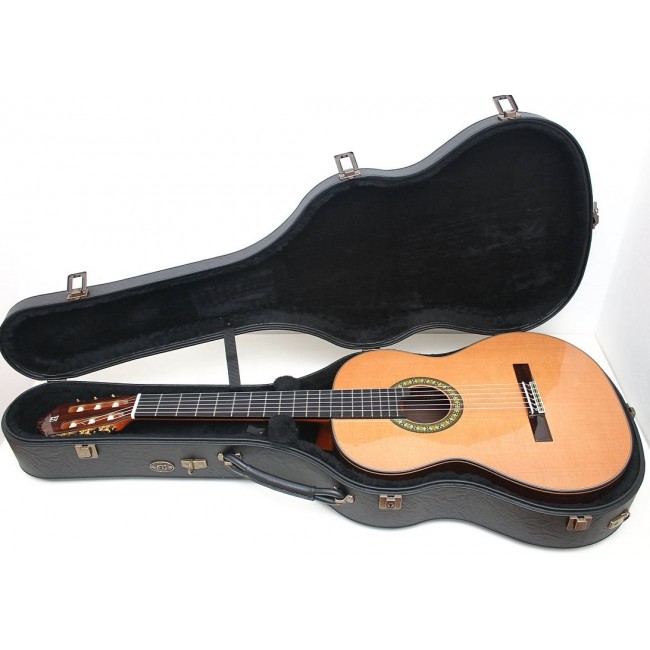 Alhambra 11P | Guitarra Clásica de Concierto con Estuche